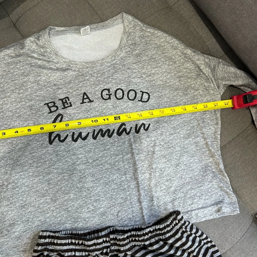 💥PRICE ⬇️ Grey & Black Women’s Long Sleeve Shorts Pj’s • Top Large & Bottom M • - Picture 4 of 8